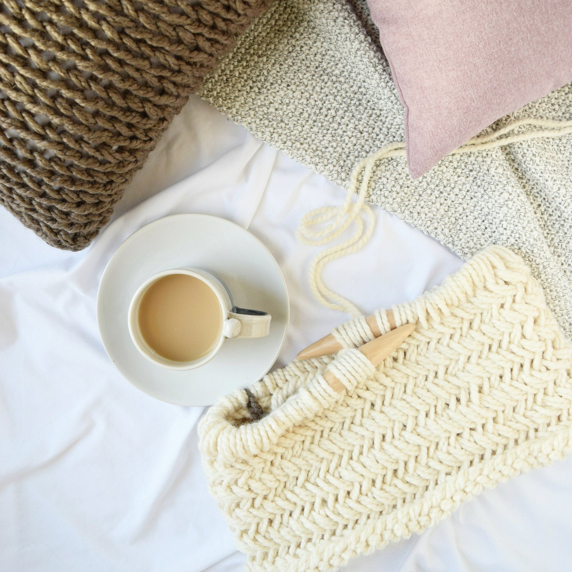 Chunky Throw Pillow SetKnifty Knittings