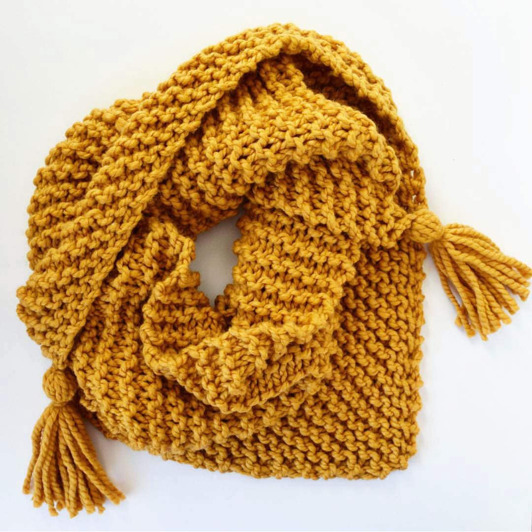 Triangle Tassel ScarfKnifty Knittings