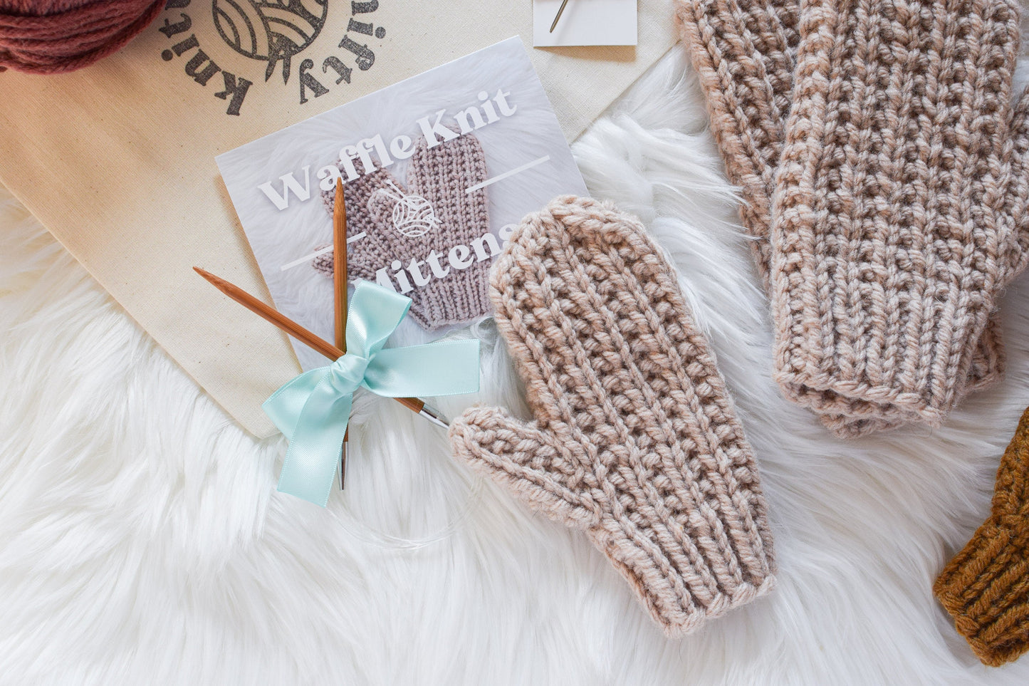 Waffle Knit Mitten Kit - Knifty Knittings