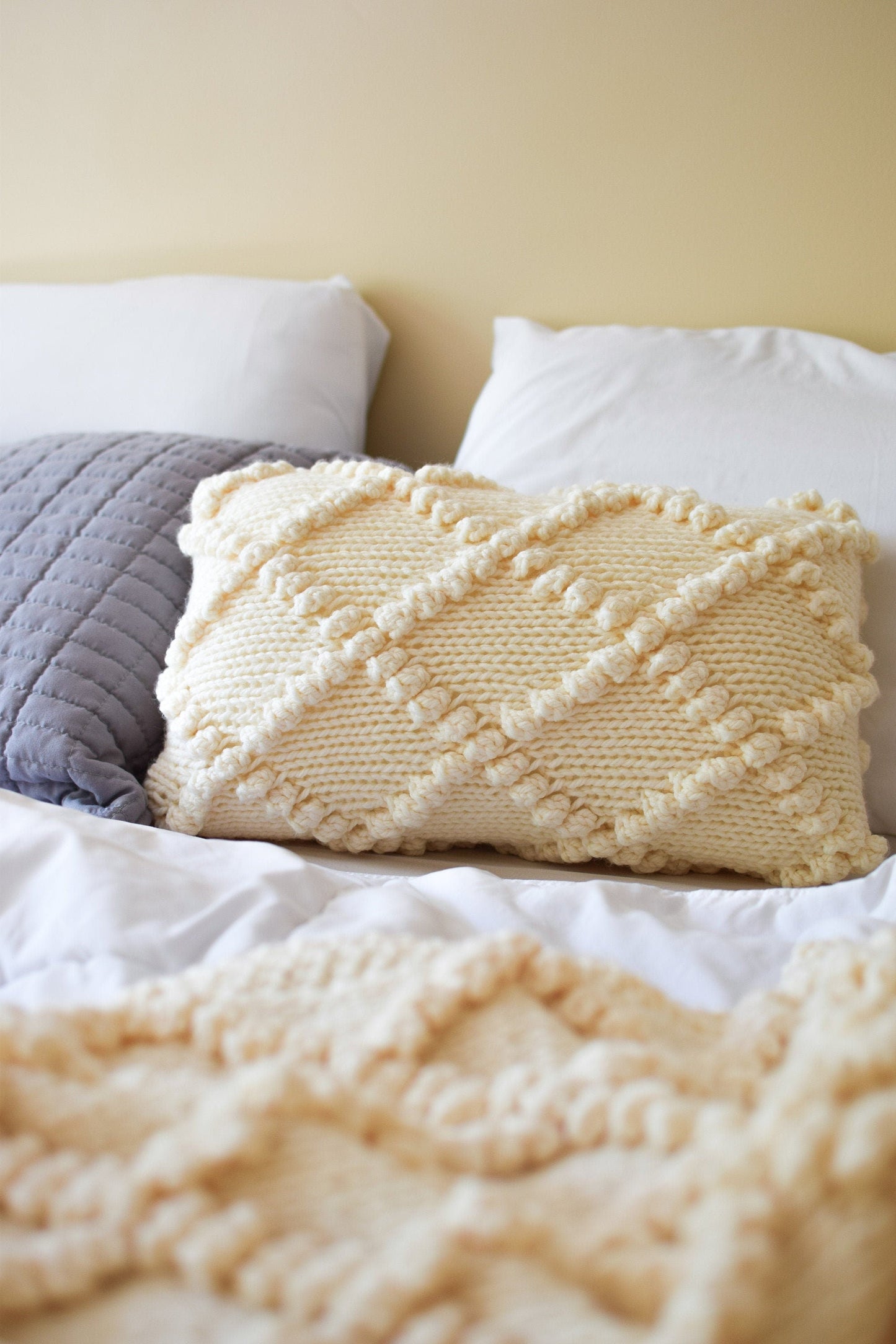 Bobble Knit Throw PillowKnifty Knittings