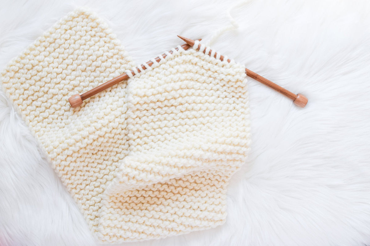 Scarf Knitting Kit - Beginner knitting kit from Knifty Knittings